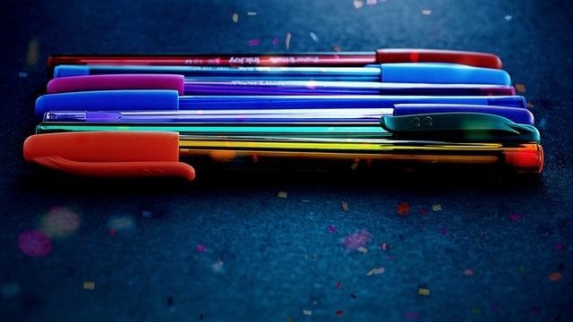 COLORS GEL PENS - gifts for 15 year old teenage girl