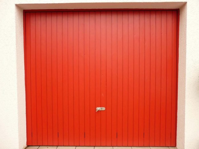 What Every Homeowner Should Know About Garage Door Failures Garage Door service